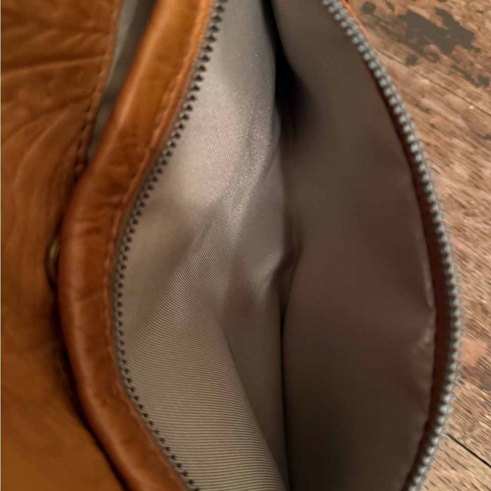 American Leather Co Jamestown Tan Brown Top Handle Shoulder Crossbody Purse - Picture 9 of 9